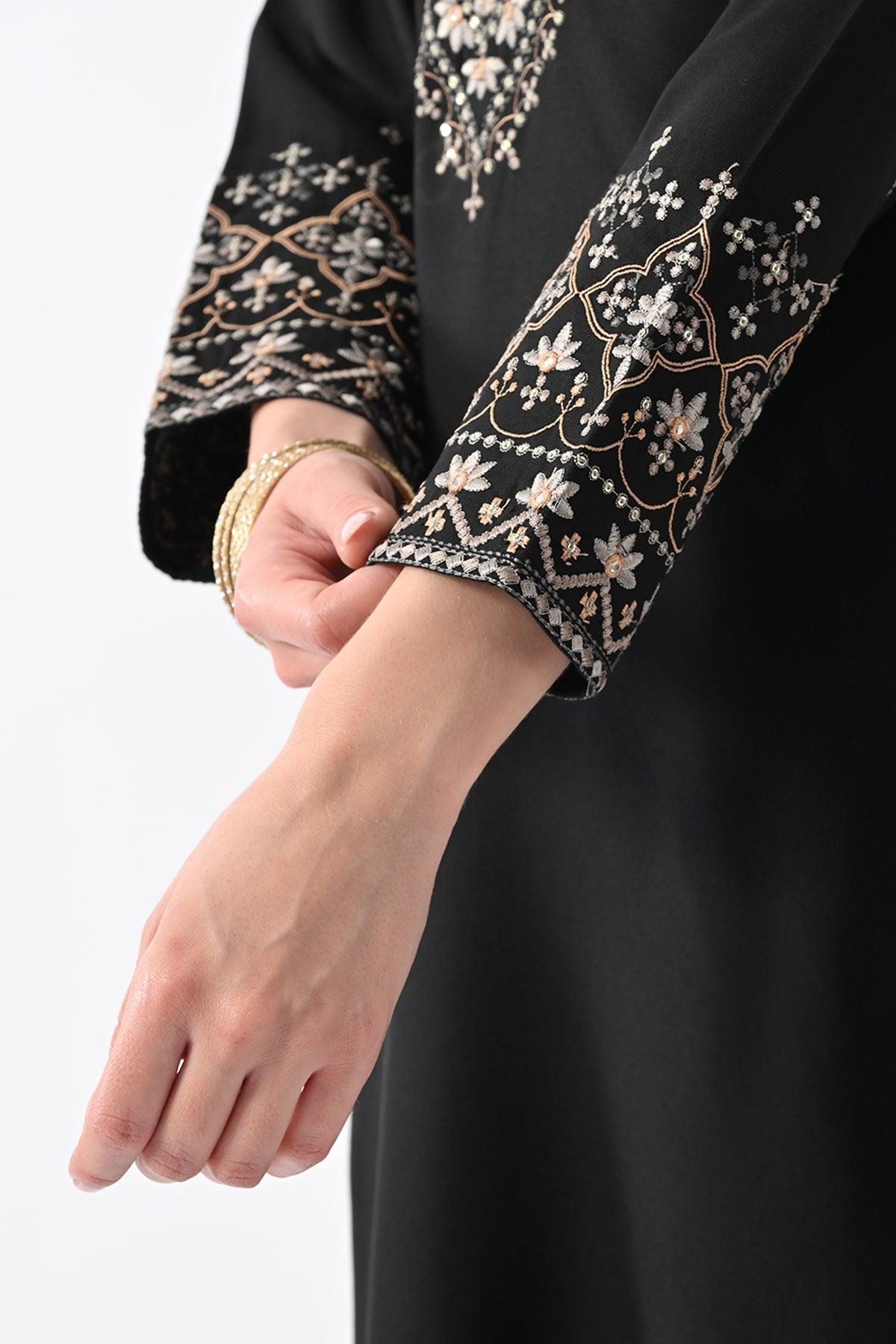 Black Embroidered Kurta 2 Pcs Set