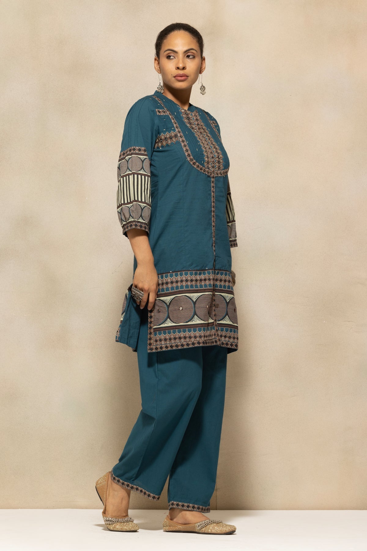 Teal Self-Design Kurta 2 Pcs Set