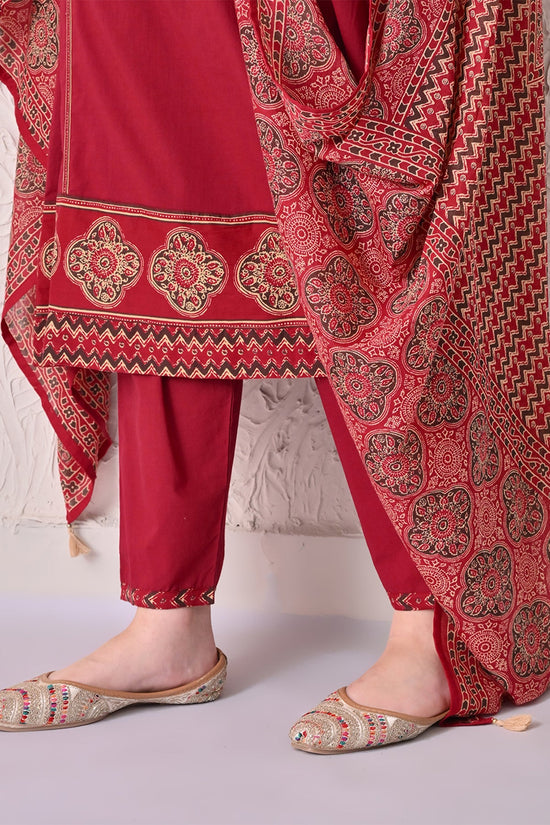 Maroon Self-Design Flared Kurta 3 Pcs Set