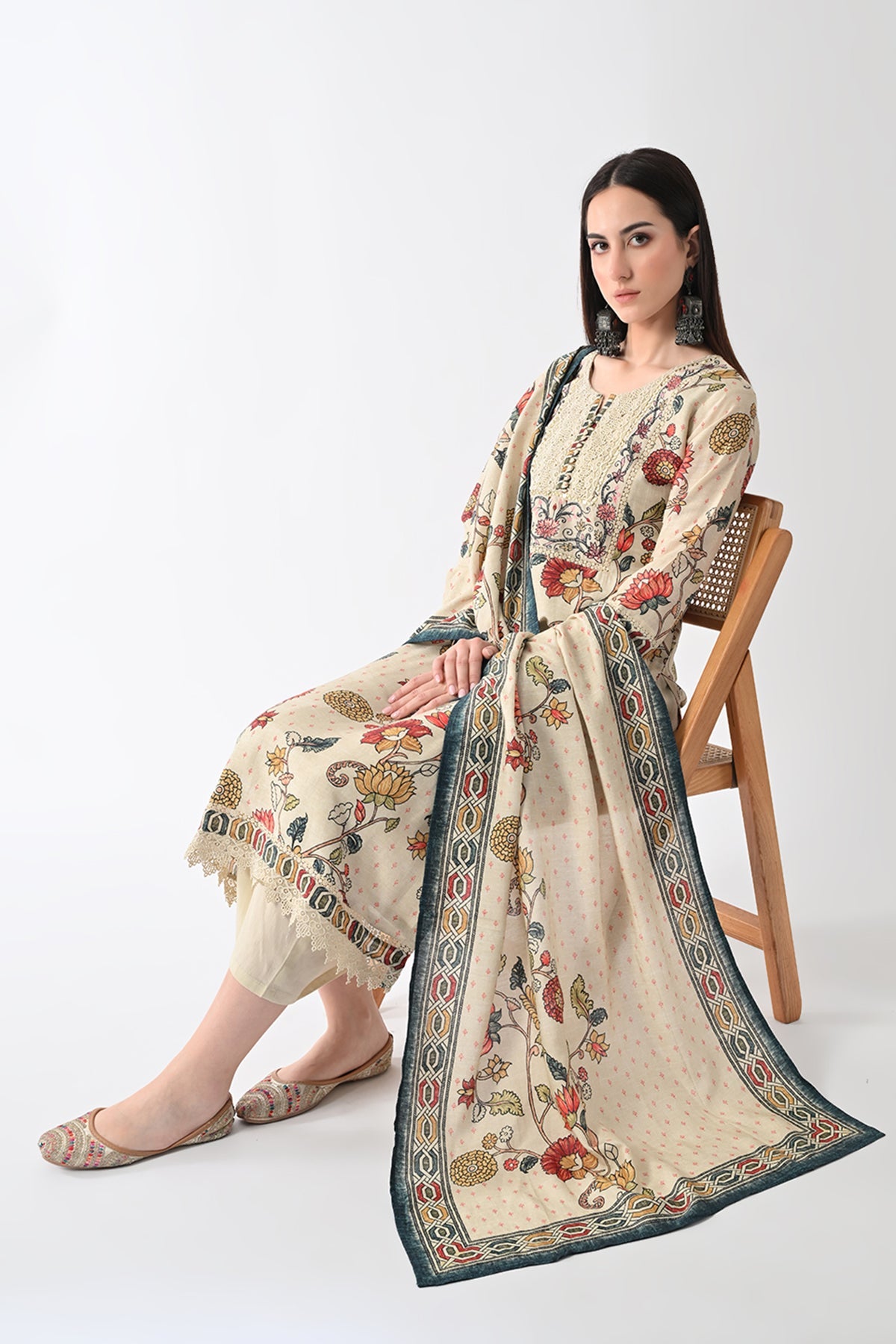 Beige Embellished Kurta 3 Pcs Set
