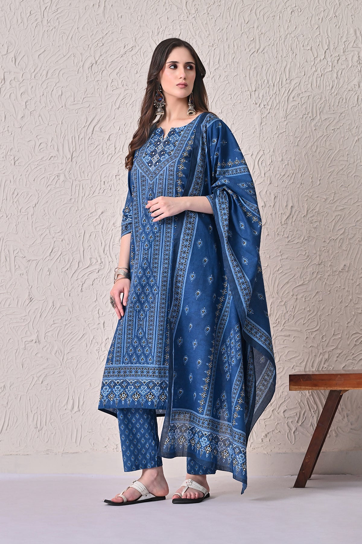 Navy Blue Printed Kurta 3 Pcs Set