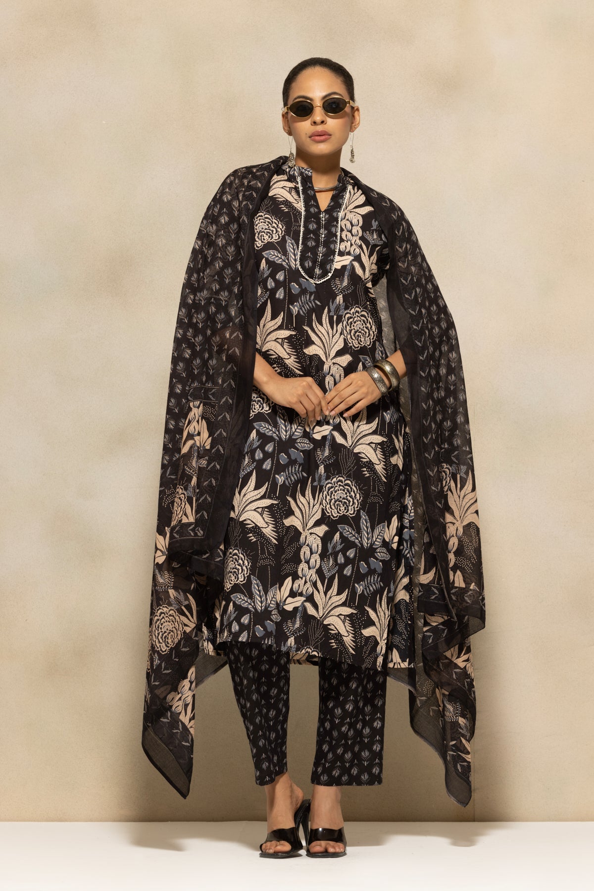 Black Printed Kurta 3 Pcs Set