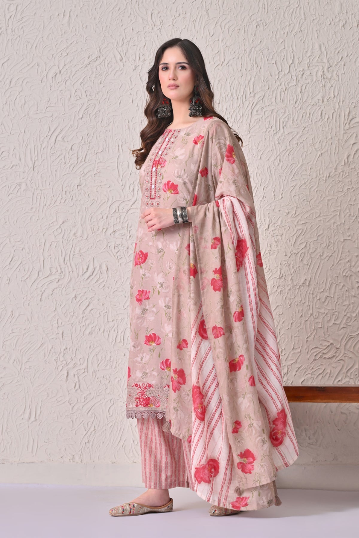 Beige Floral Printed Kurta 3 Pcs Set