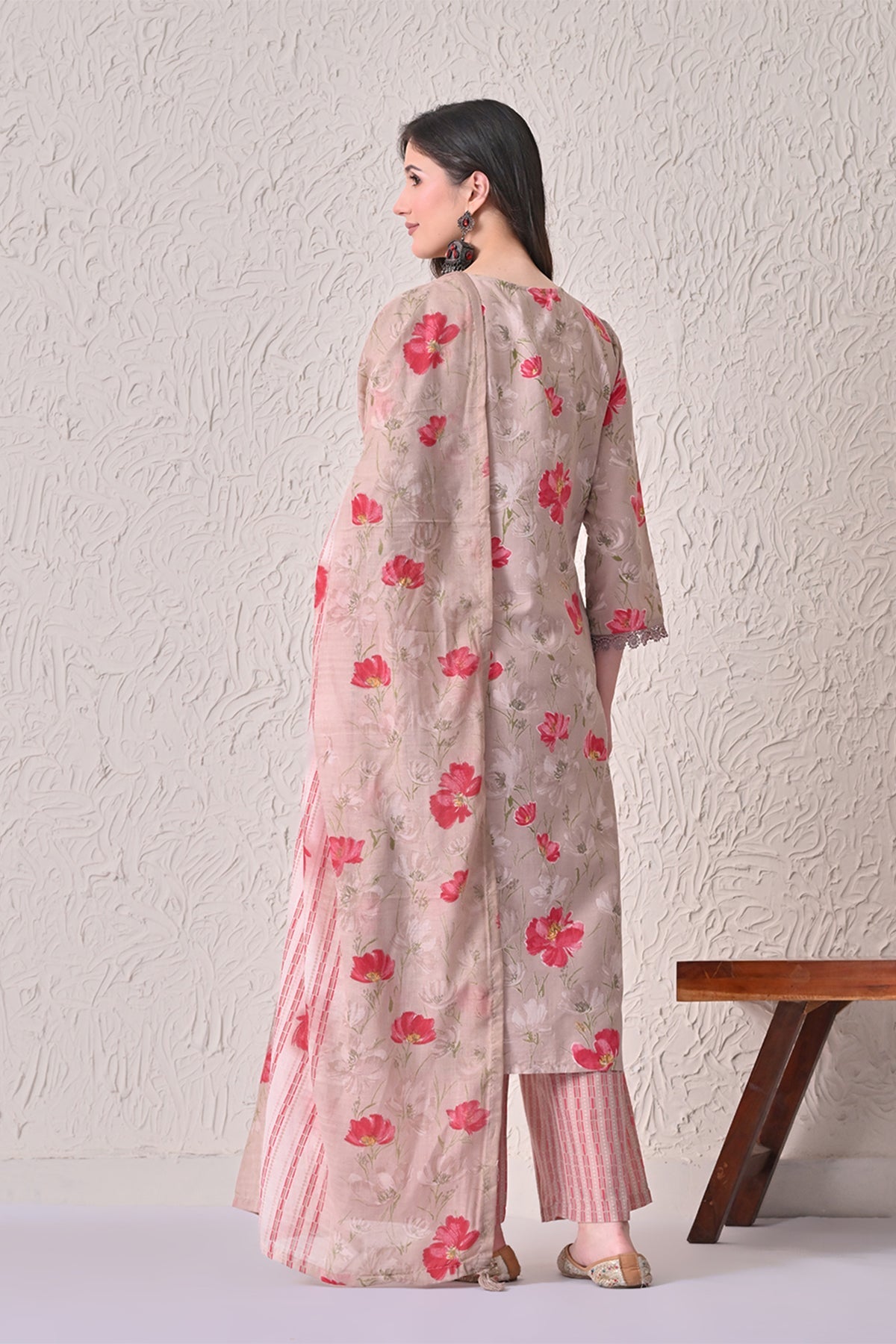 Beige Floral Printed Kurta 3 Pcs Set