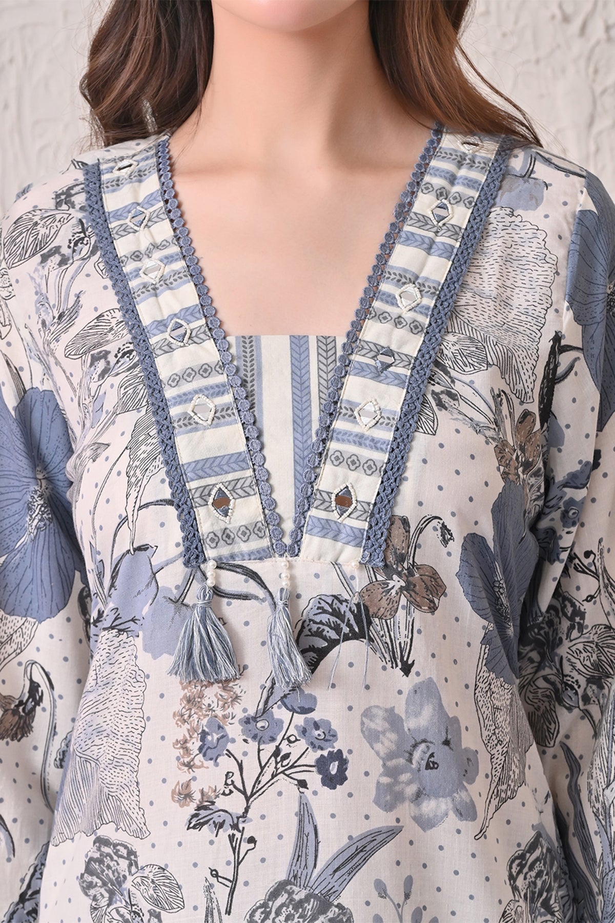 Cream Floral Printed Kurta 3 Pcs Set