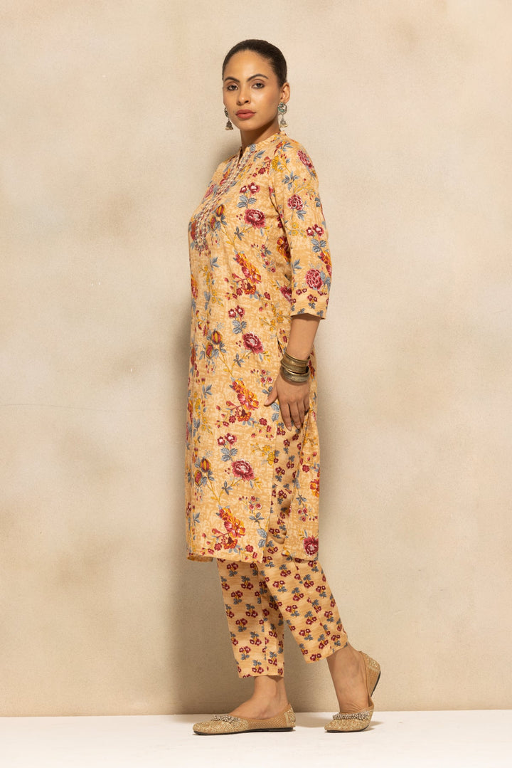 Beige Floral Printed Kurta 3 Pcs Set