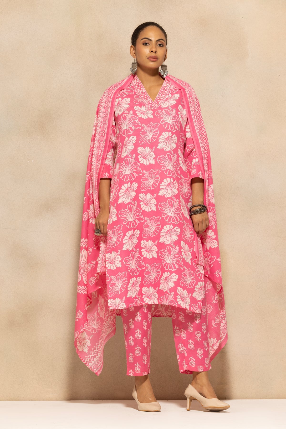 Pink Floral Printed Kurta 3 Pcs Set