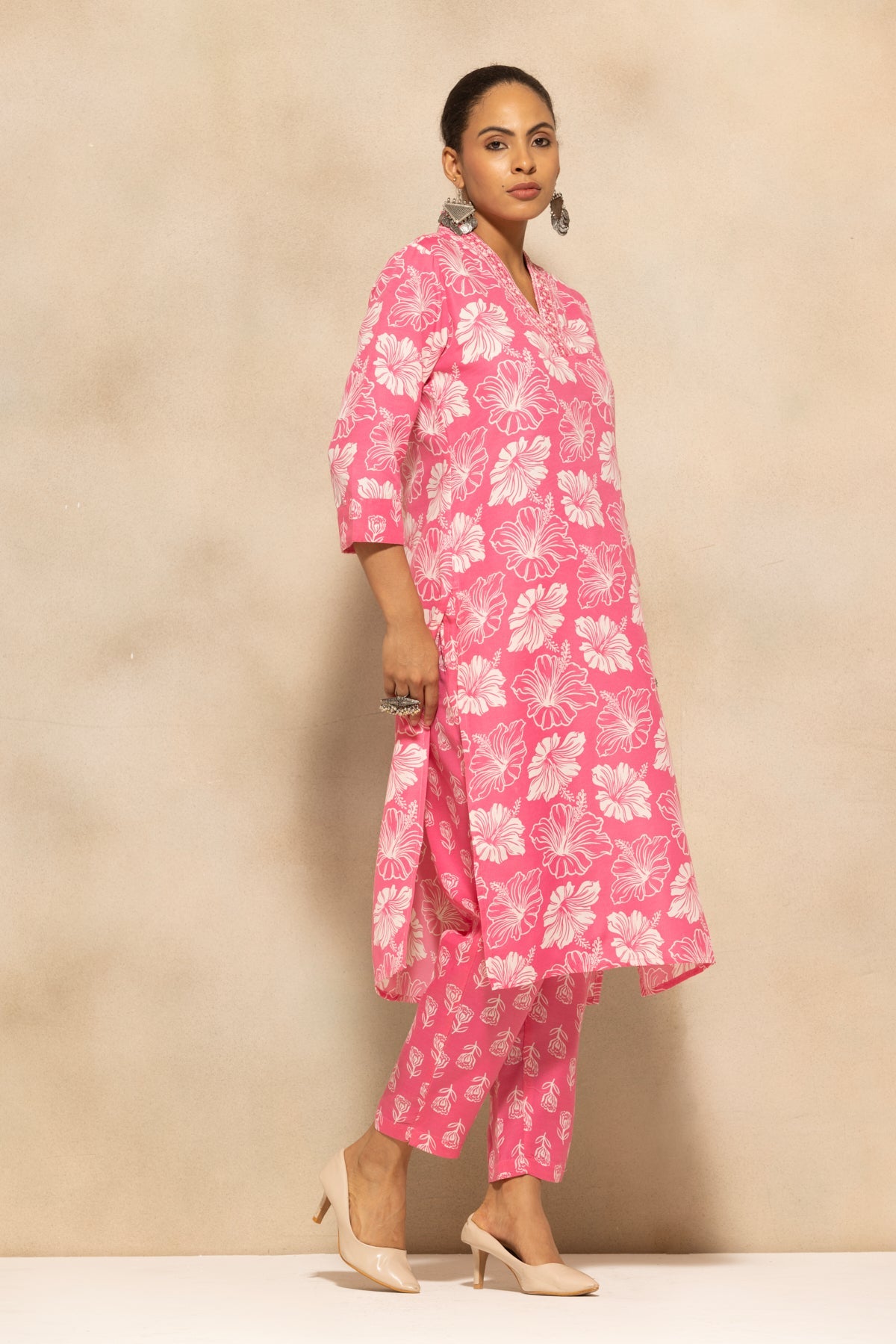 Pink Floral Printed Kurta 3 Pcs Set