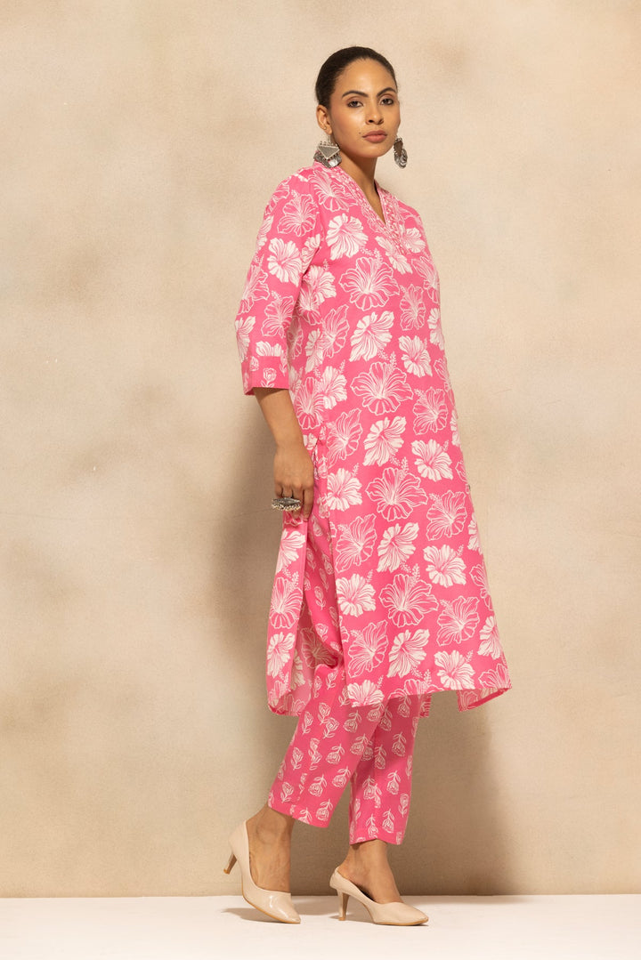 Pink Floral Printed Kurta 3 Pcs Set