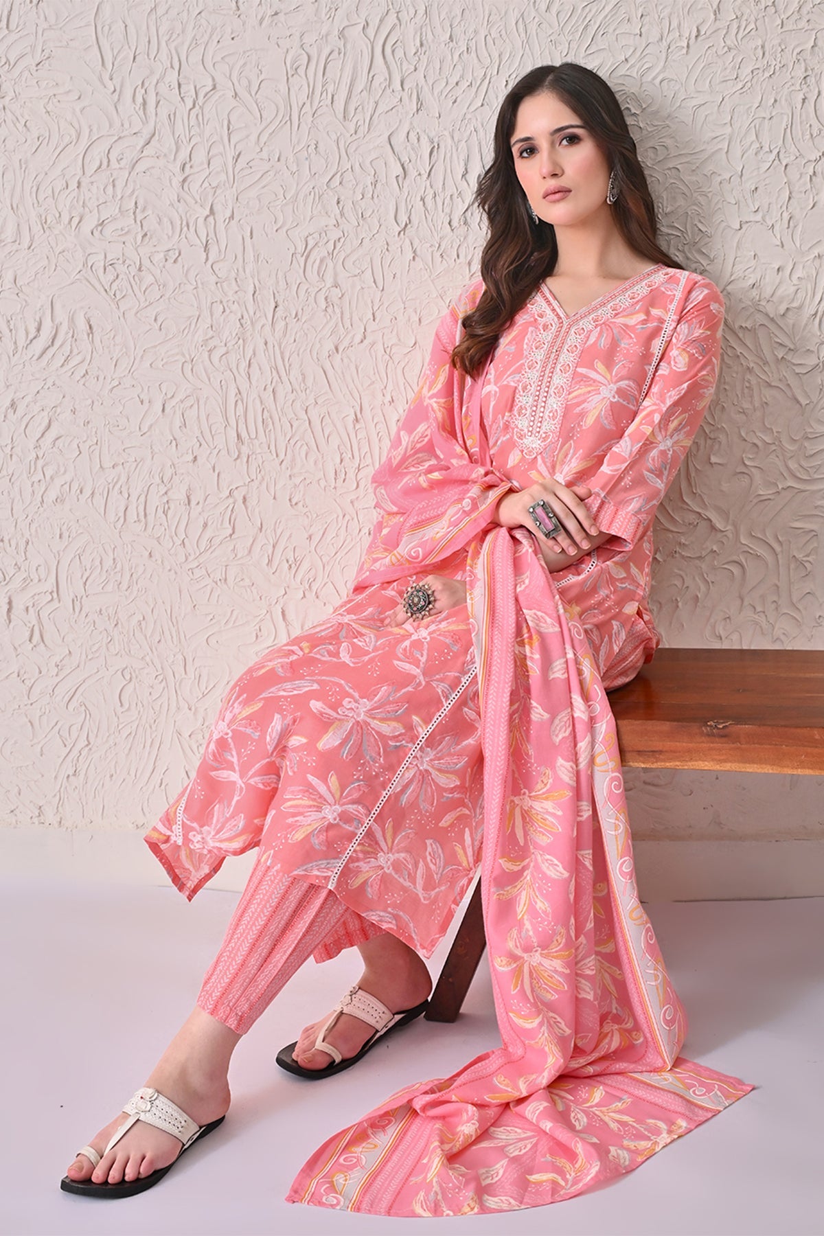 Light Pink Printed Kurta 3 Pcs Set