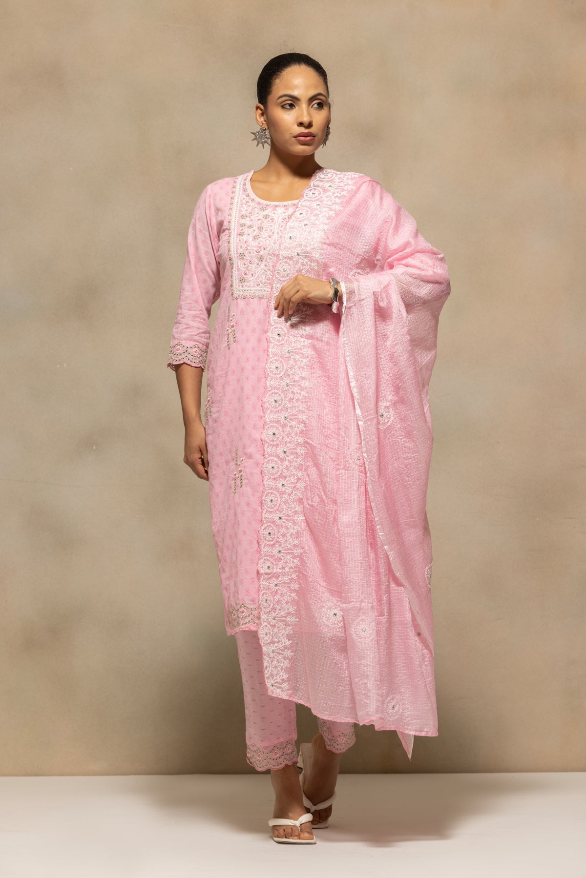 Light Pink Embroidered Kurta 3 Pcs Set