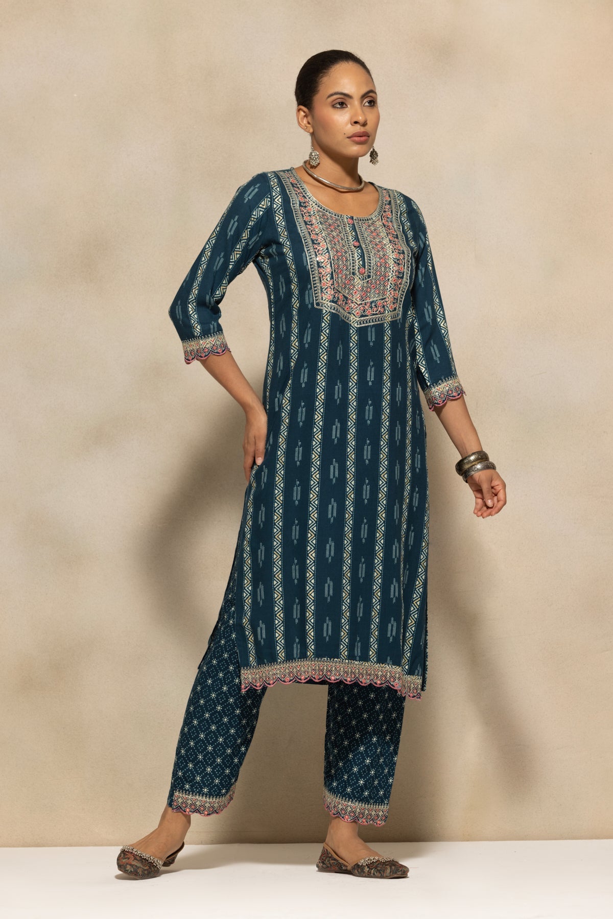 Blue Embroidered Kurta 3 Pcs Set