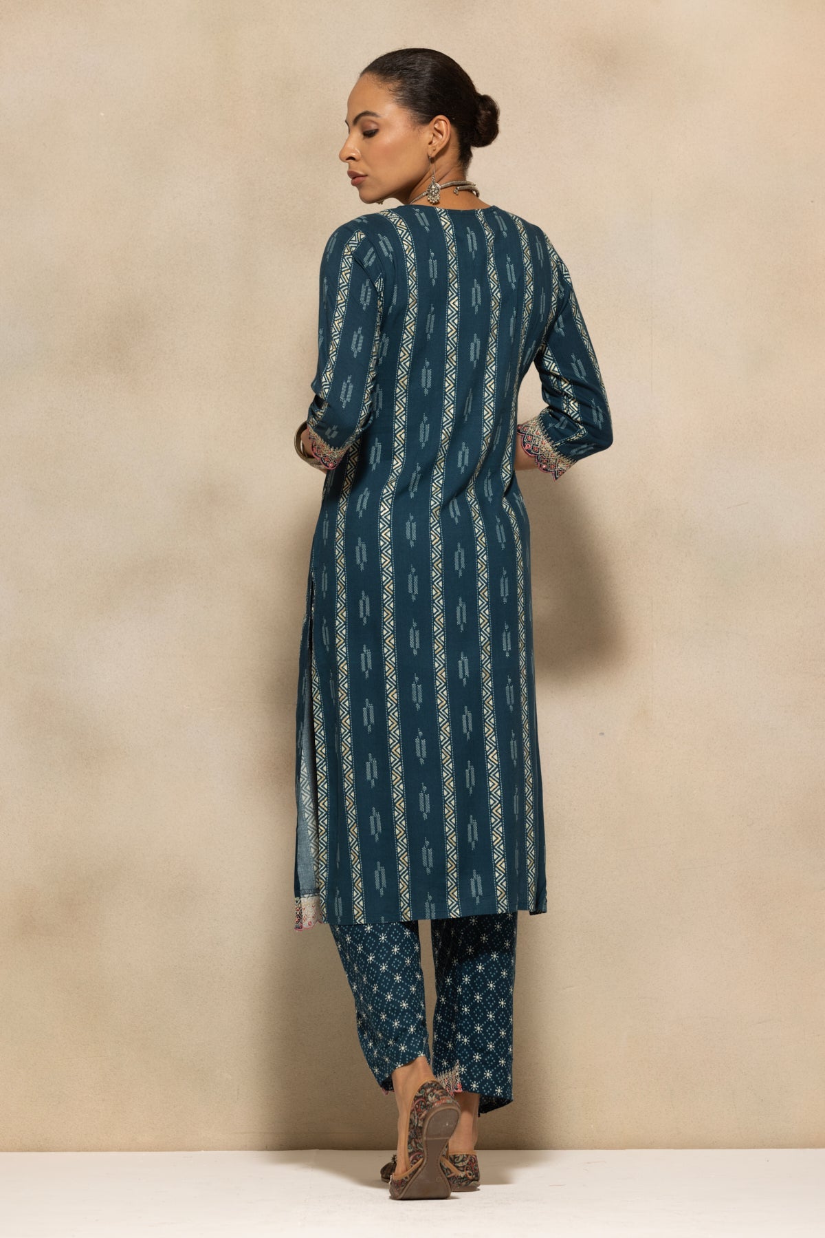 Blue Embroidered Kurta 3 Pcs Set