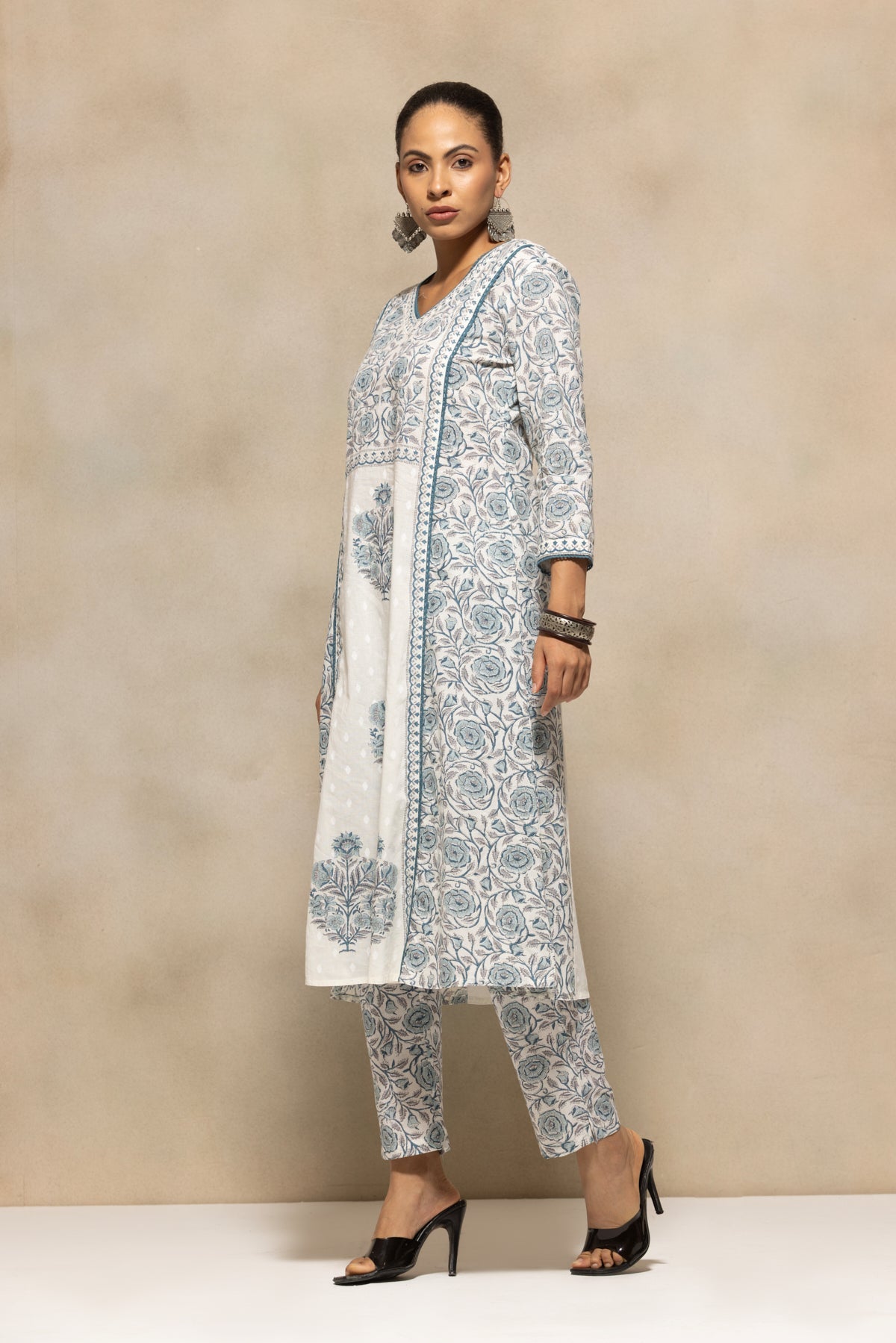 White Printed A-Line Kurta 3 Pcs Set