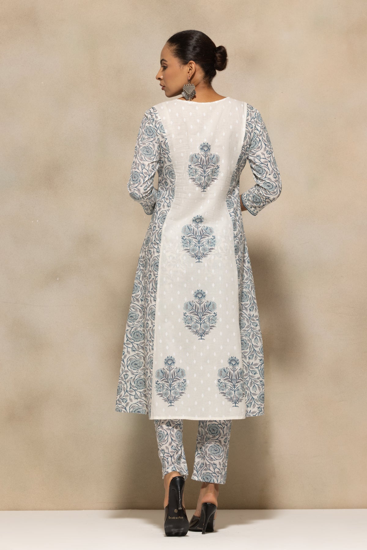 White Printed A-Line Kurta 3 Pcs Set