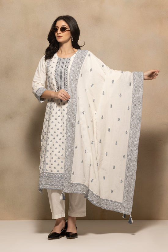 Cream Embellished Kurta 3 Pcs Set