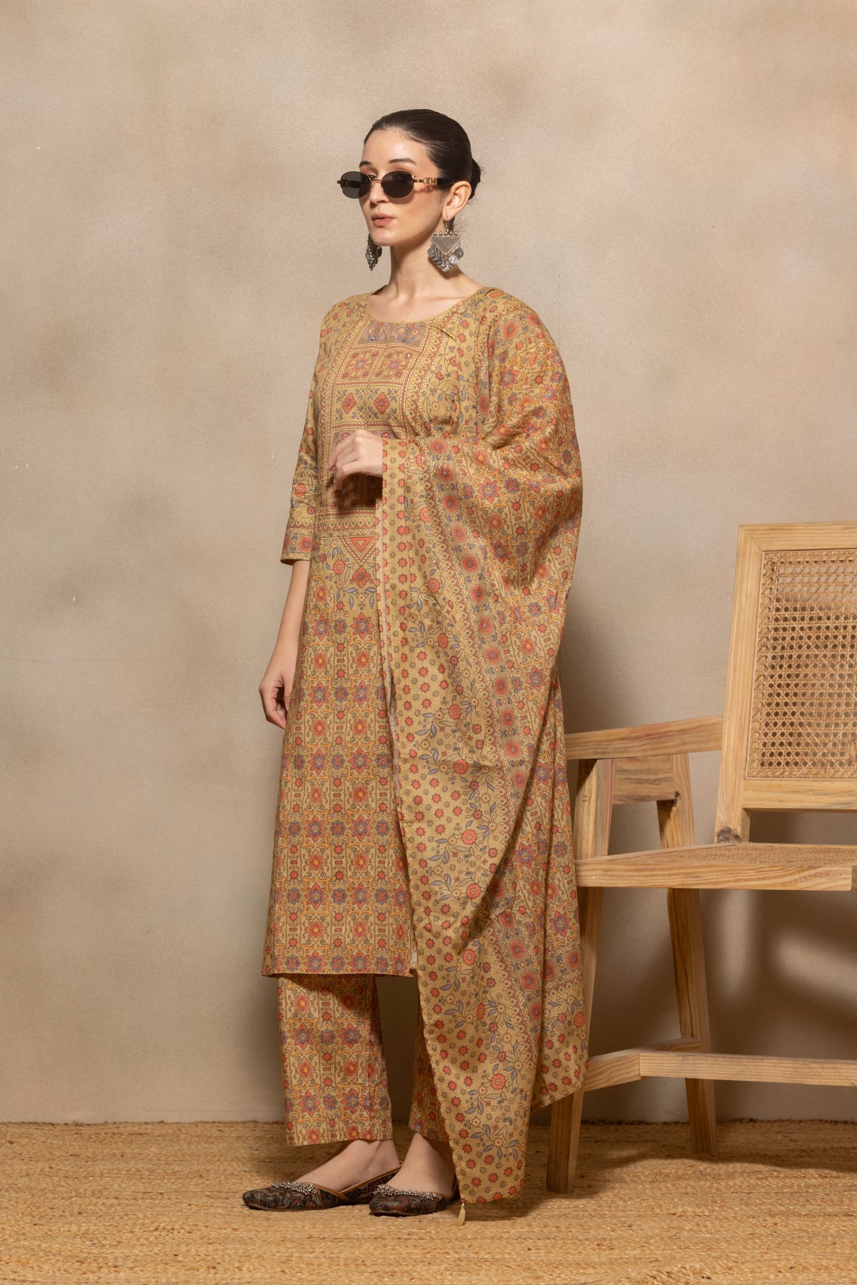 Green Abstract Printed Kurta 3 Pcs Set