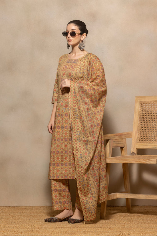 Green Abstract Printed Kurta 3 Pcs Set