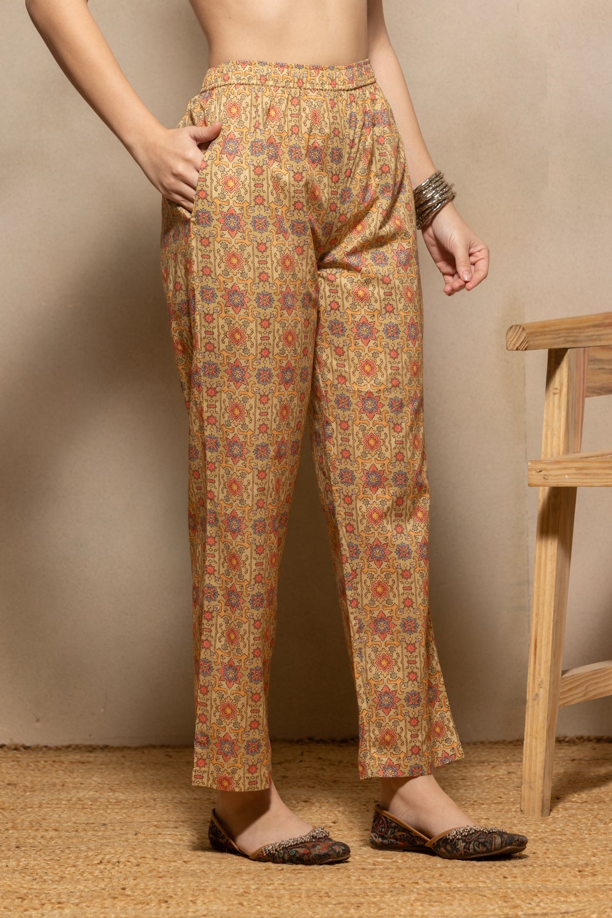 Green Abstract Printed Kurta 3 Pcs Set