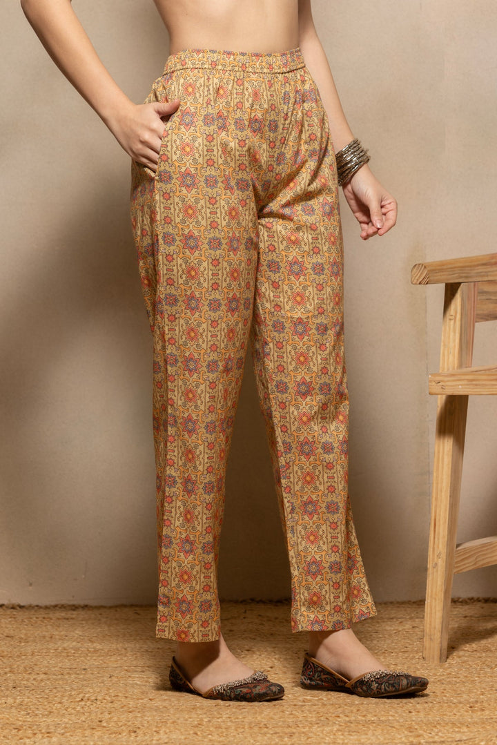 Green Abstract Printed Kurta 3 Pcs Set