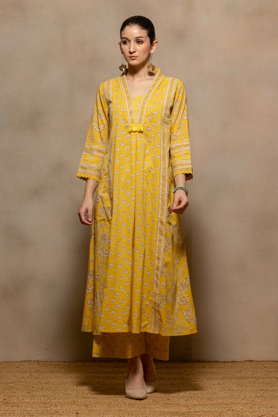 Yellow Floral Printed Flared Kurta 3 Pcs Set