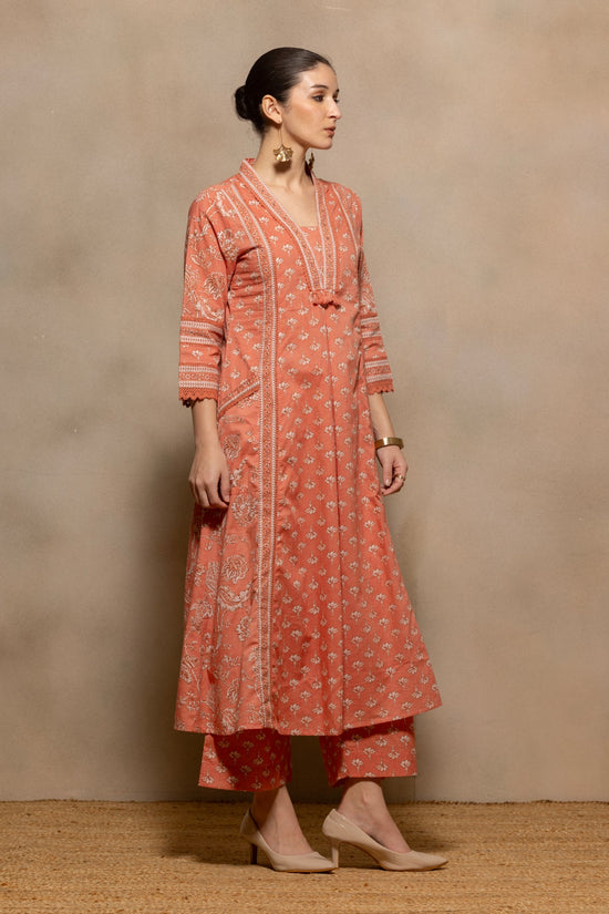 Peach Floral Printed Flared Kurta 3 Pcs Set