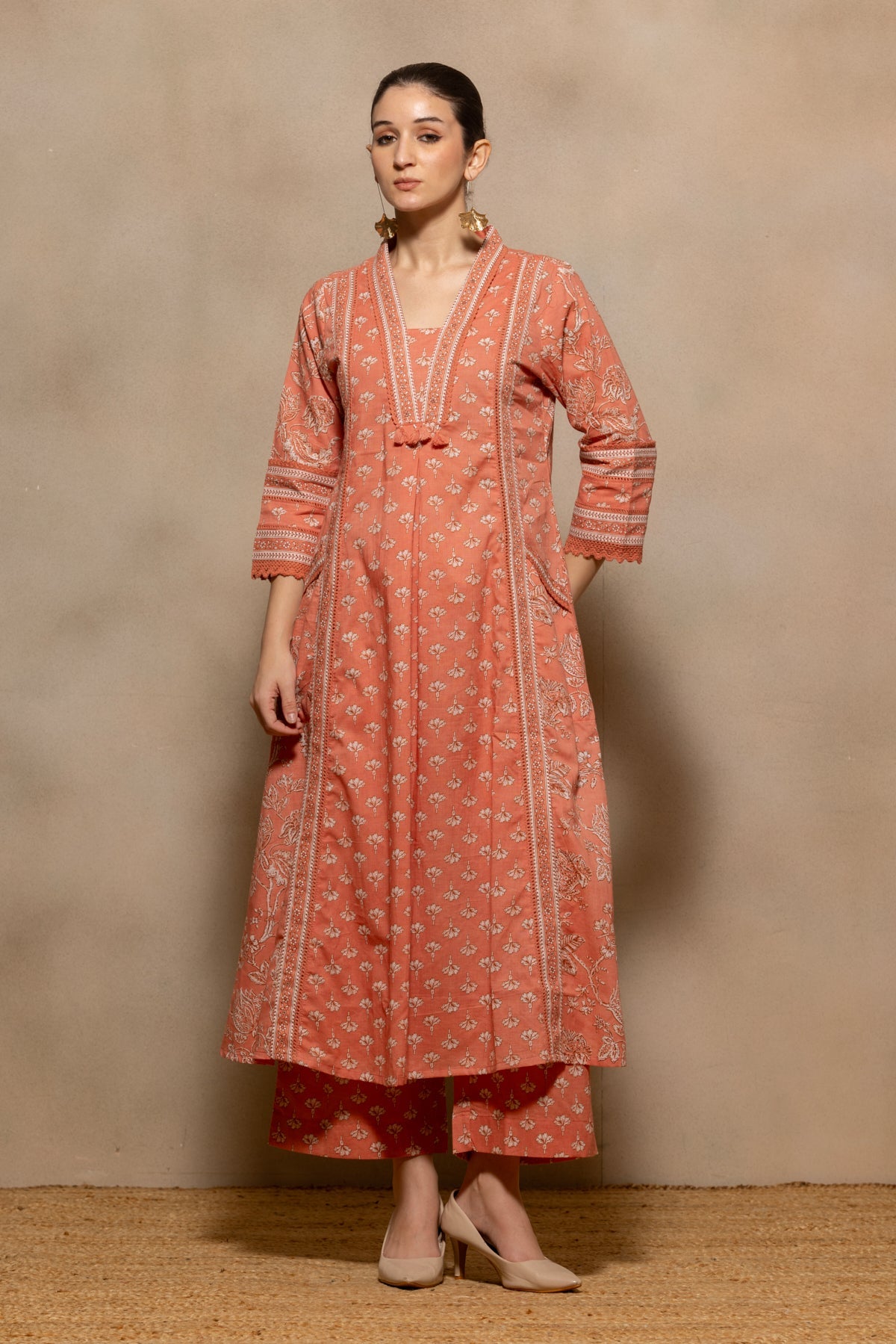 Peach Floral Printed Flared Kurta 3 Pcs Set