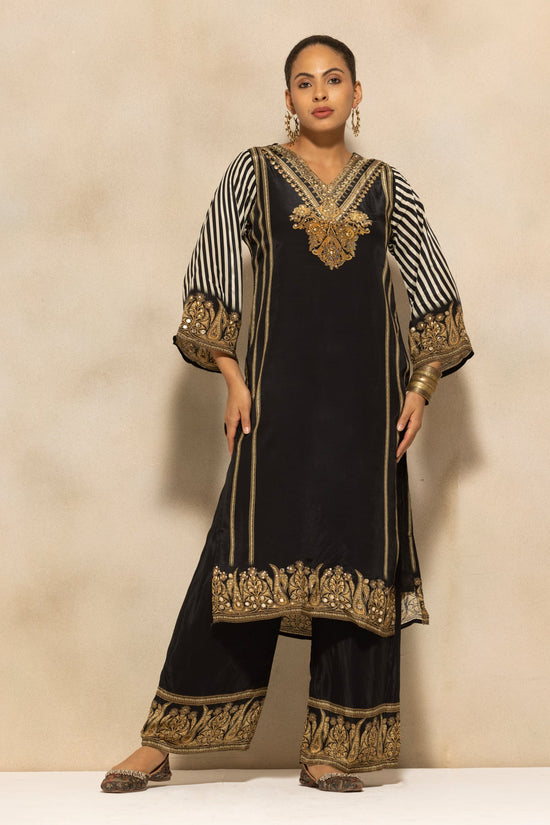 Black Embellished Kurta 3 Pcs Set