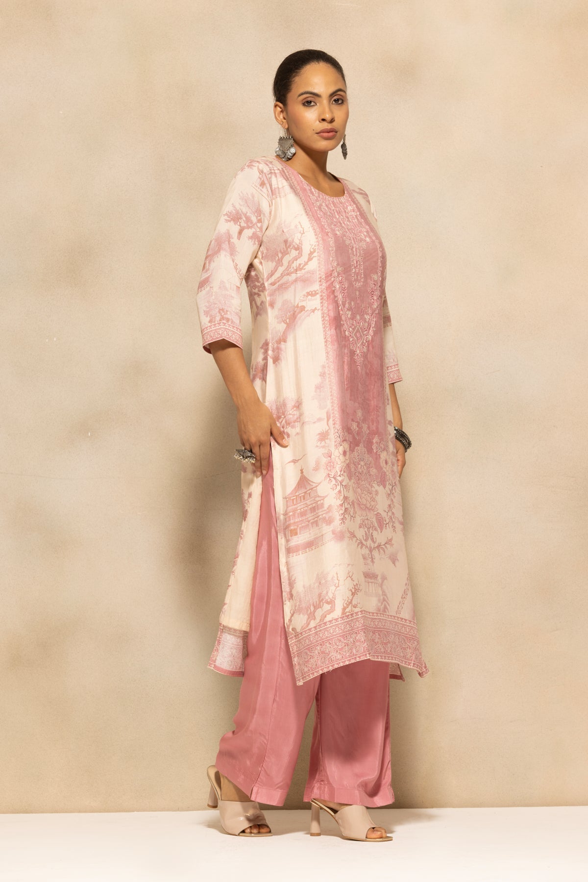 Pink Printed Kurta 3 Pcs Set