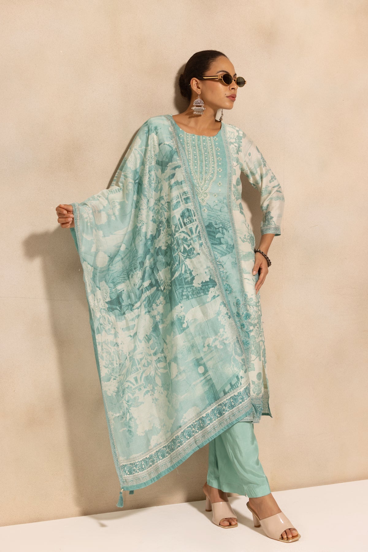 Cream Printed Kurta 3 Pcs Set