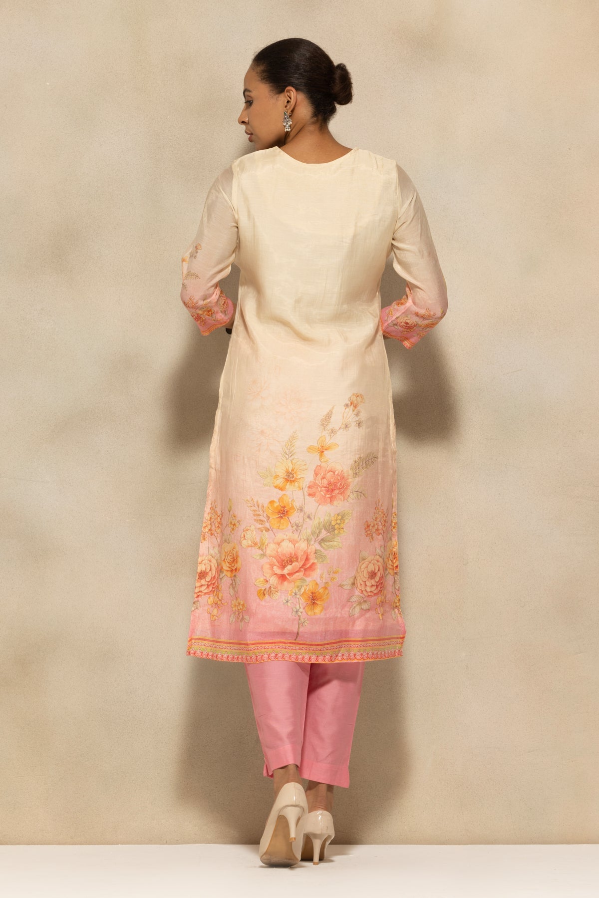 Cream Floral Printed Kurta 3 Pcs Set