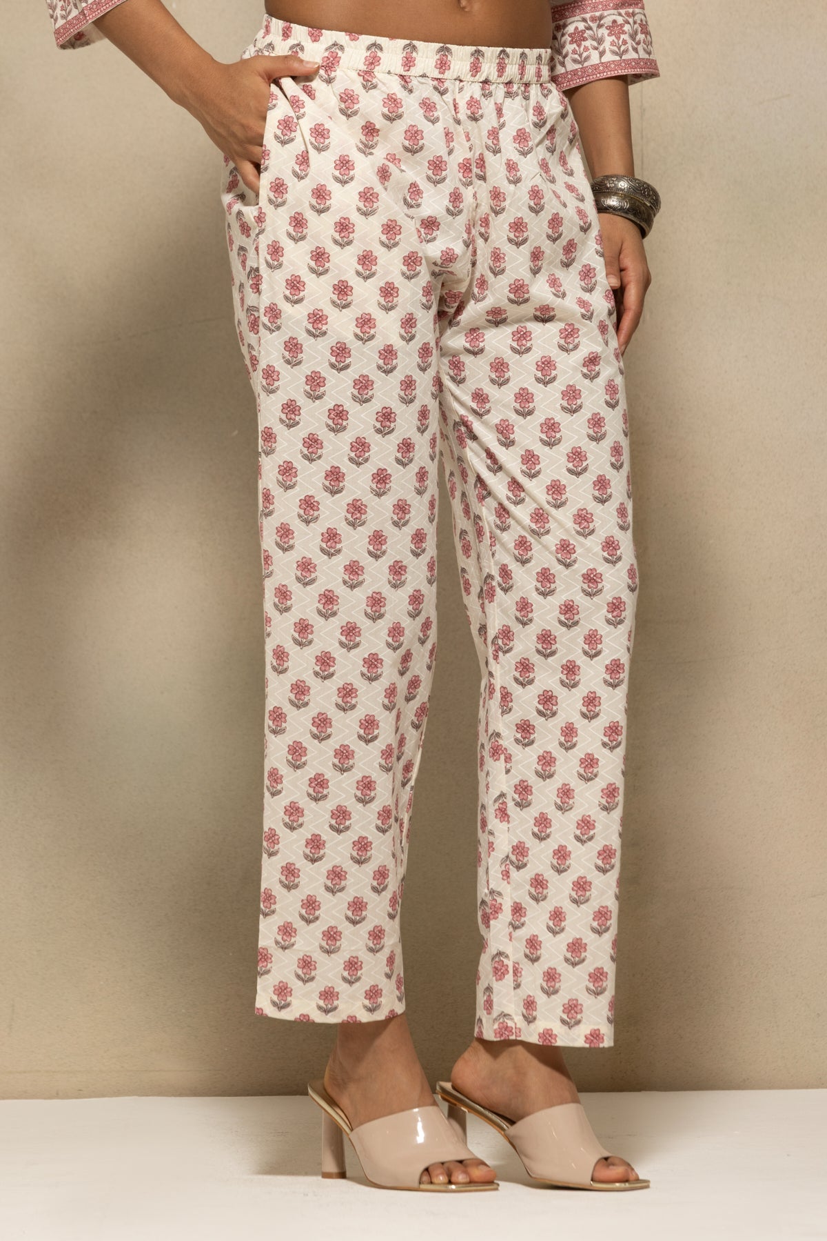 Cream Floral Printed Kurta 2 Pcs Set