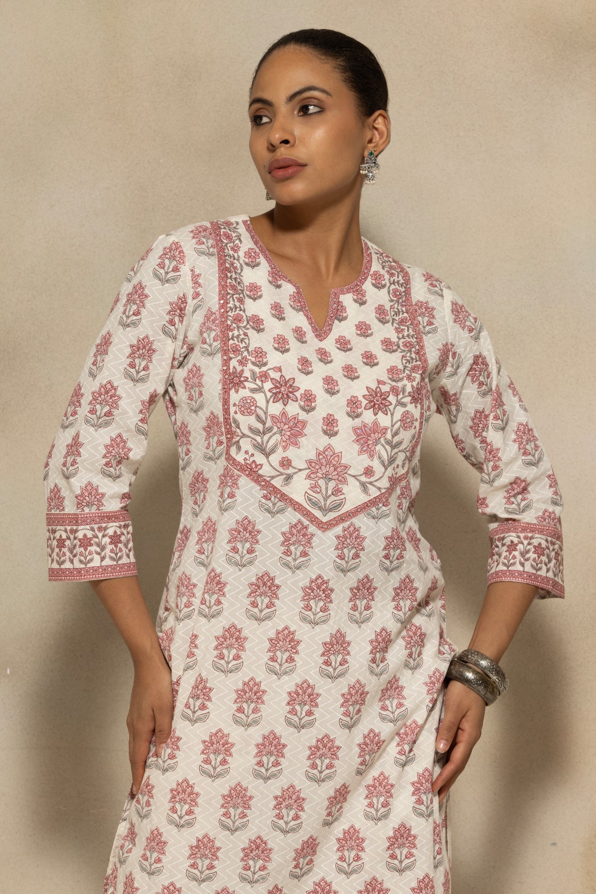 Cream Floral Printed Kurta 2 Pcs Set