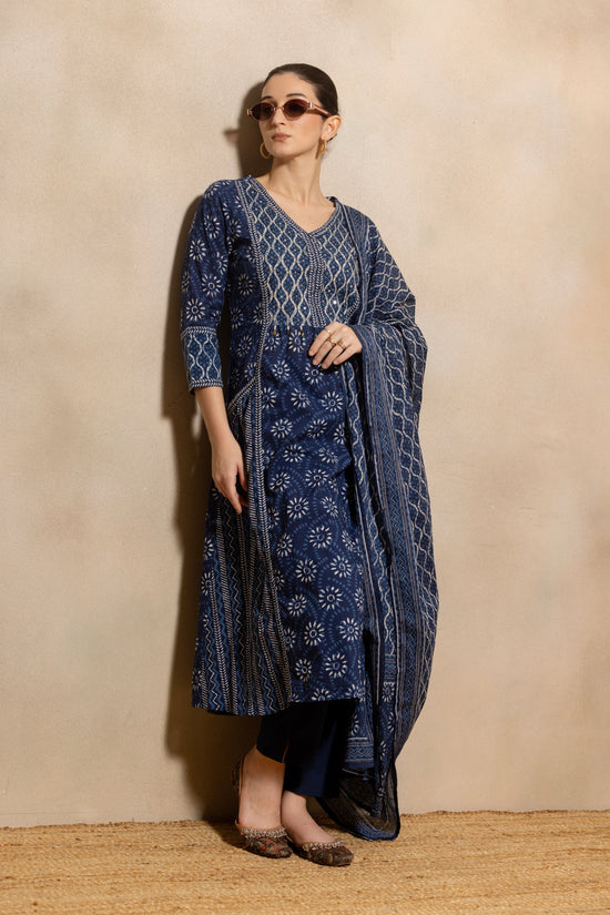 Blue Printed Flared Kurta 3 Pcs Set