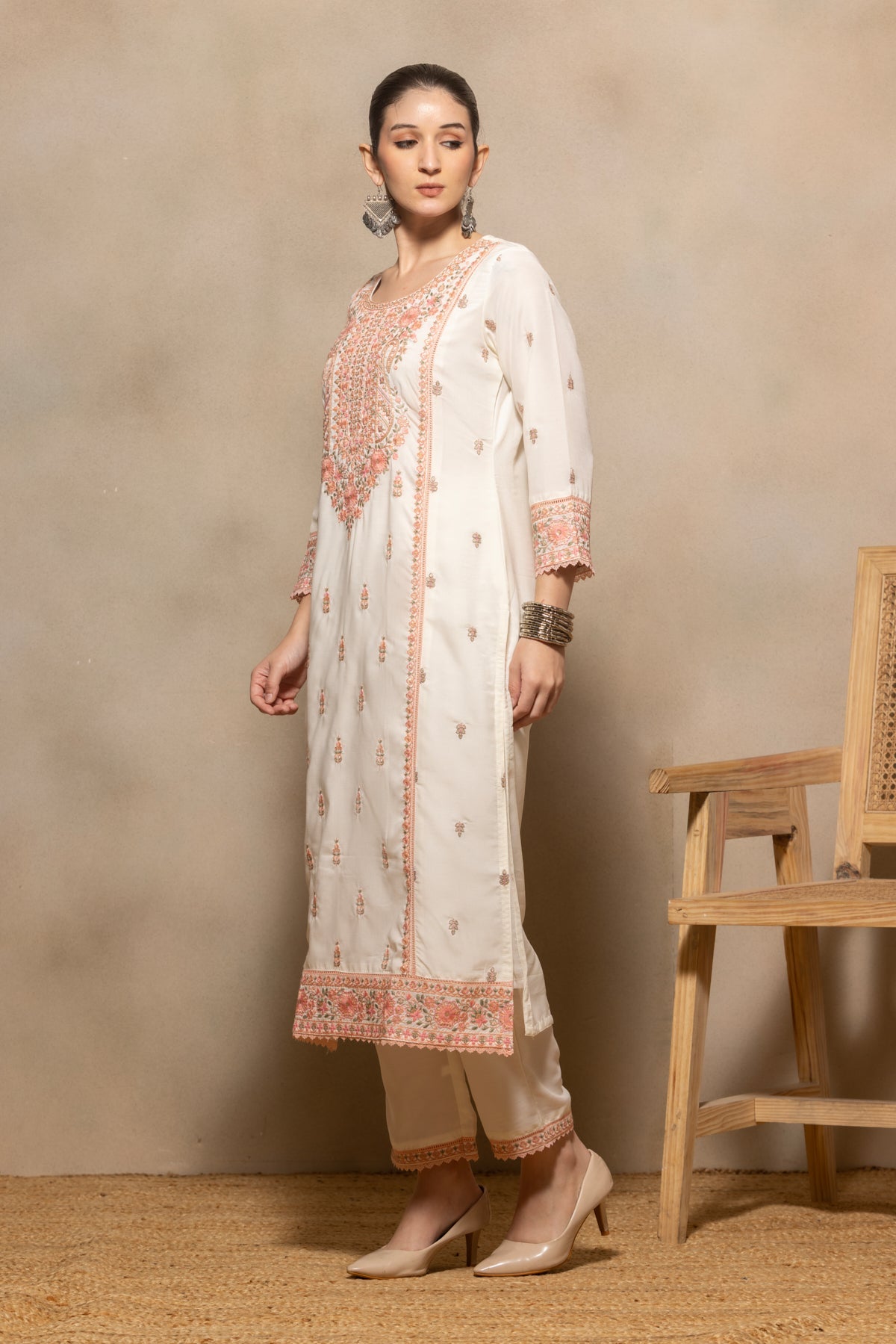 Cream Embroidered Kurta 3 Pcs Set