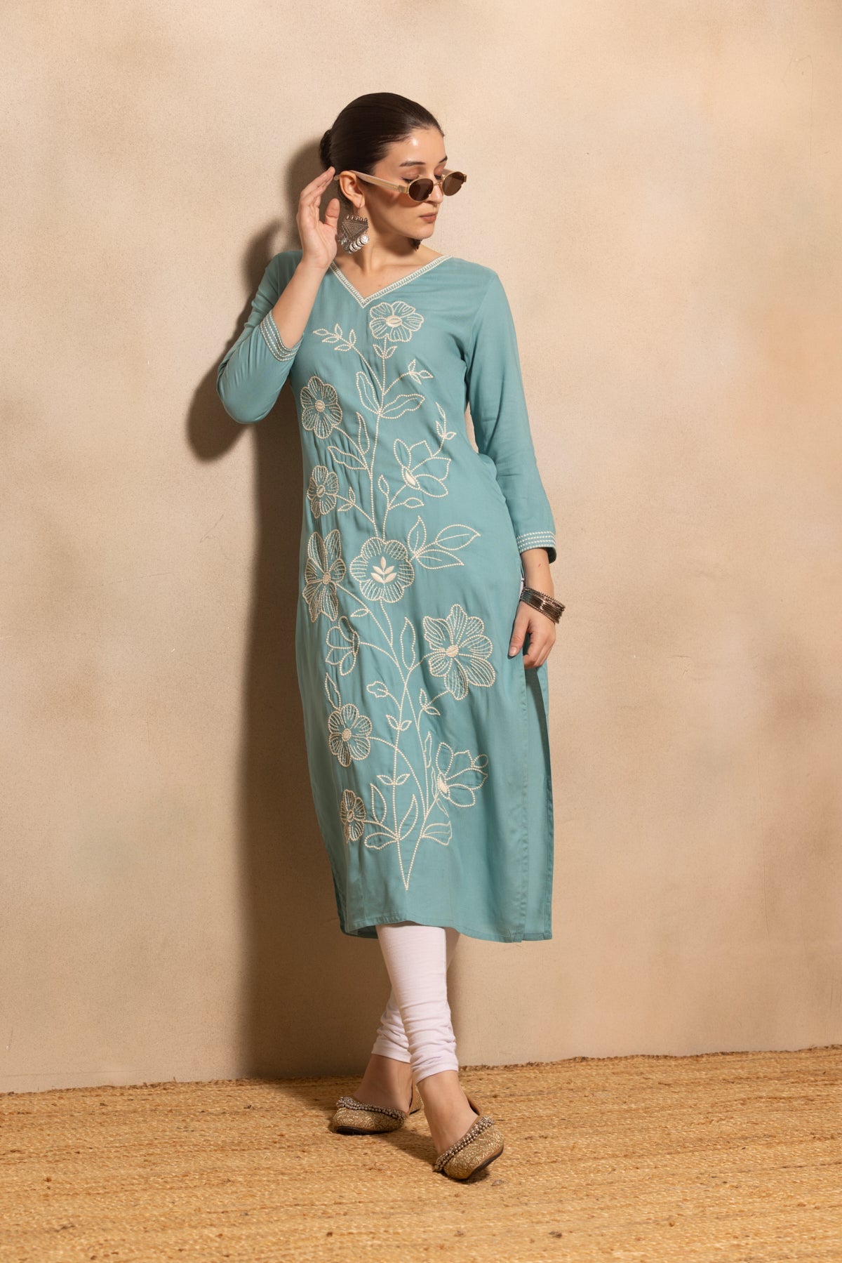 Green Floral Embroidered Kurta