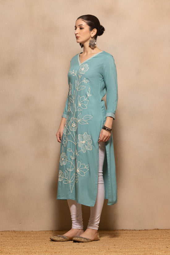Green Floral Embroidered Kurta
