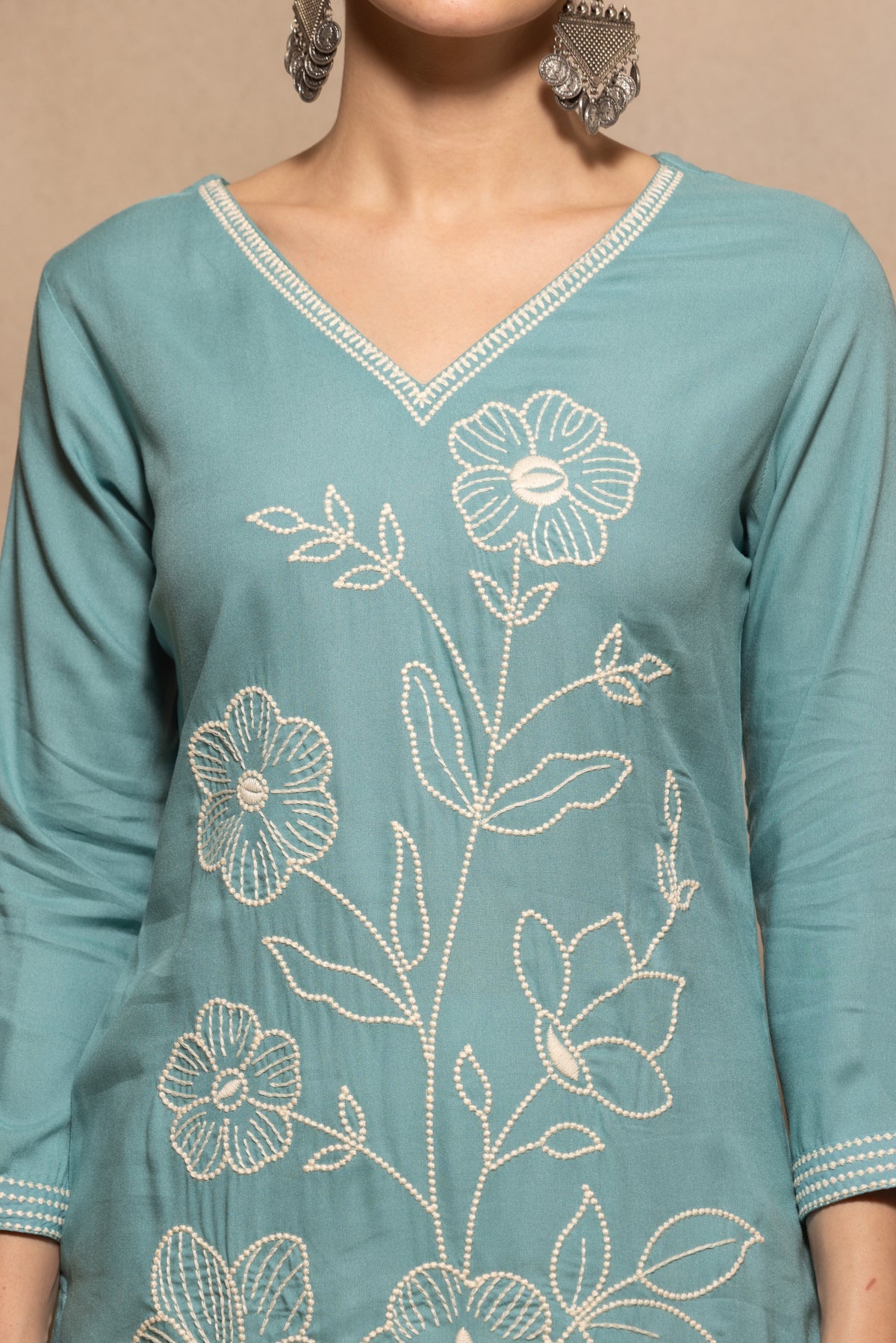 Green Floral Embroidered Kurta