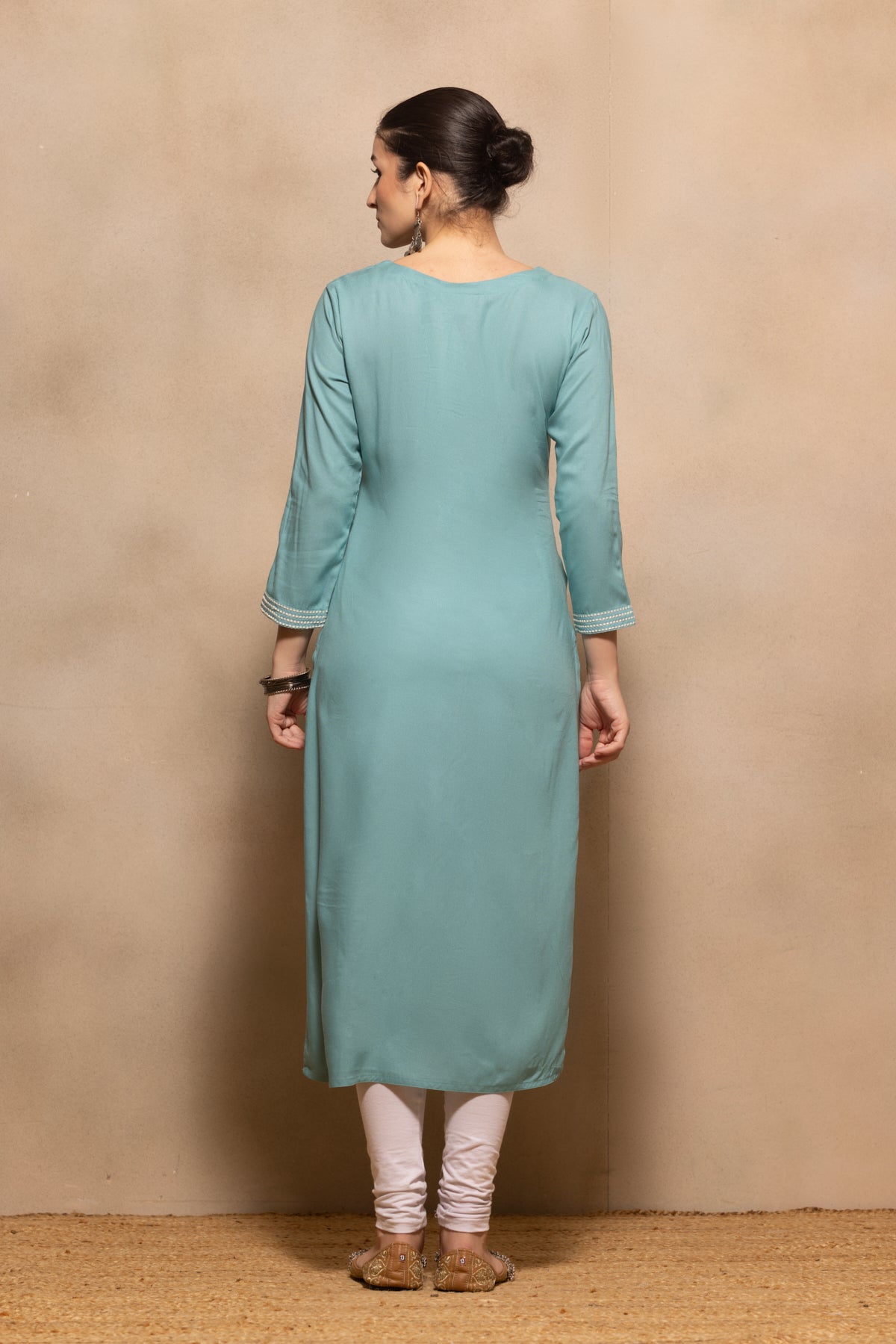 Green Floral Embroidered Kurta