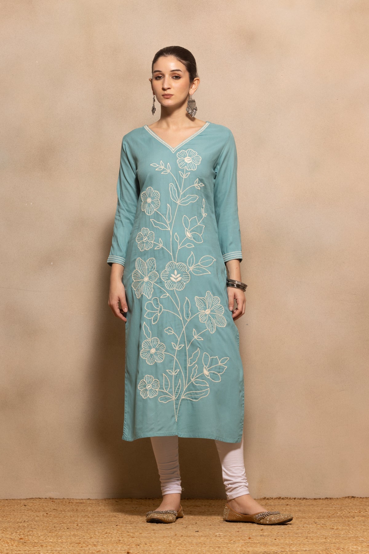 Green Floral Embroidered Kurta