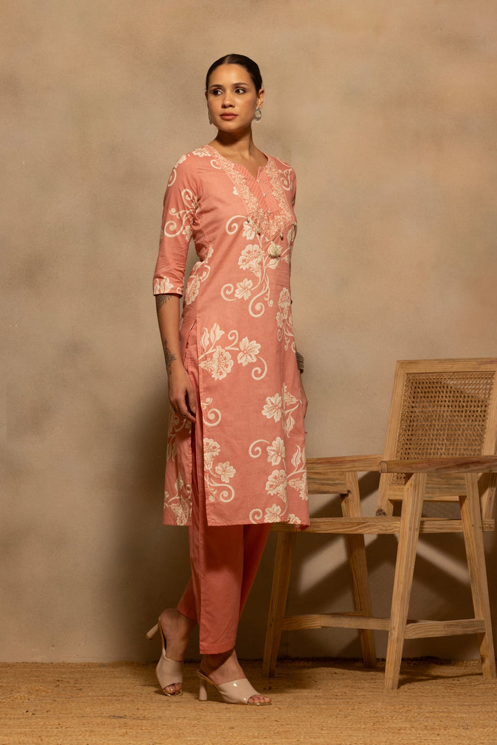 Pink Floral Printed Kurta 3 Pcs Set
