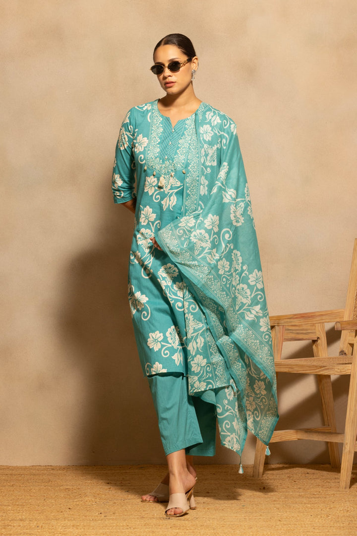 Green Floral Printed Kurta 3 Pcs Set