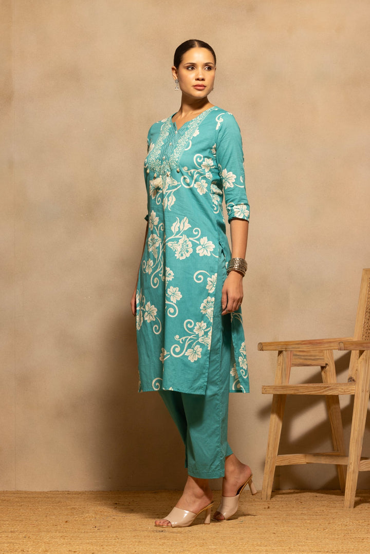 Green Floral Printed Kurta 3 Pcs Set