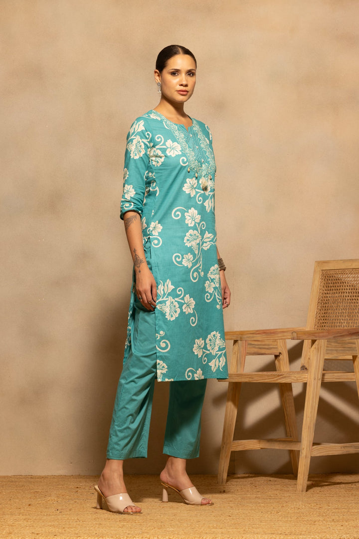Green Floral Printed Kurta 3 Pcs Set