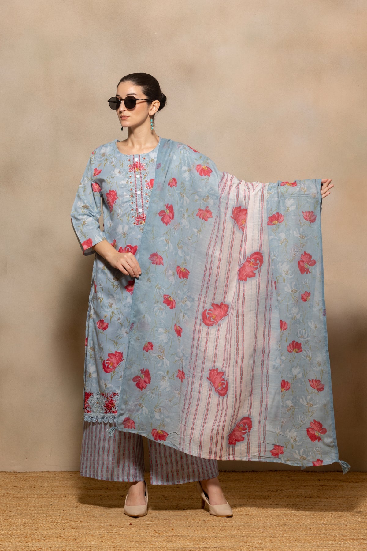 Blue Floral Printed Kurta 3 Pcs Set