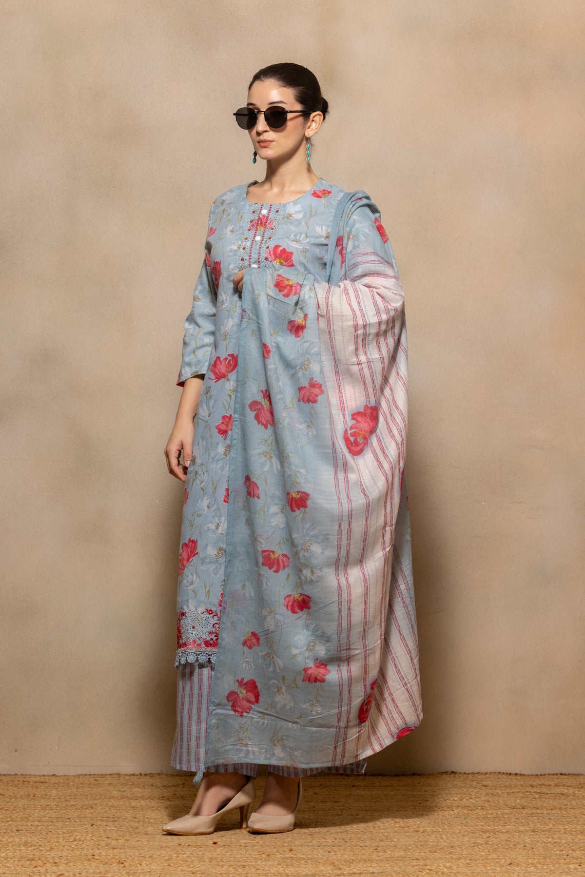 Blue Floral Printed Kurta 3 Pcs Set