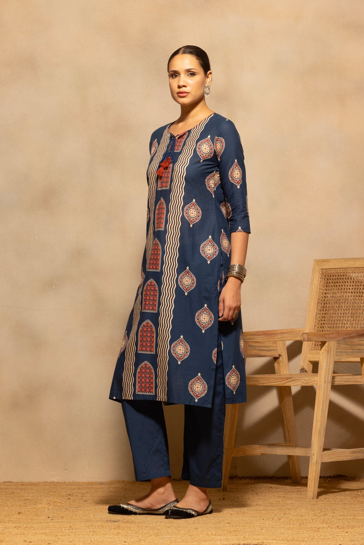 Blue Abstract Printed Kurta 3 Pcs Set