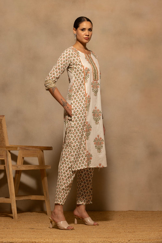 Cream Floral Printed Kurta 3 Pcs Set