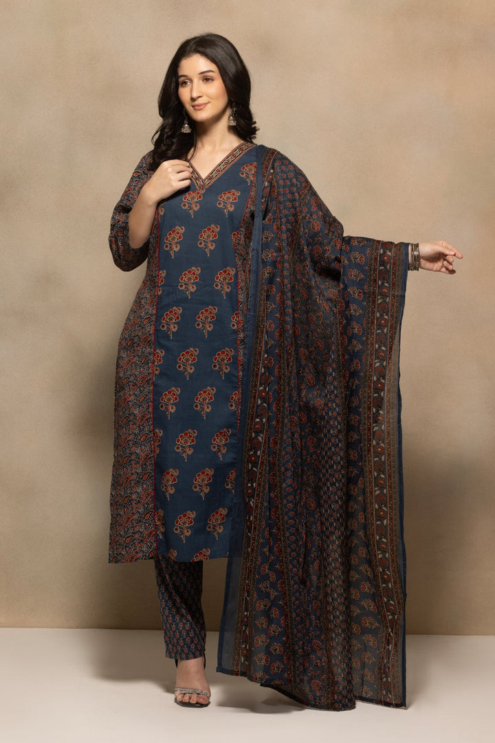Blue Floral Printed Kurta 3 Pcs Set