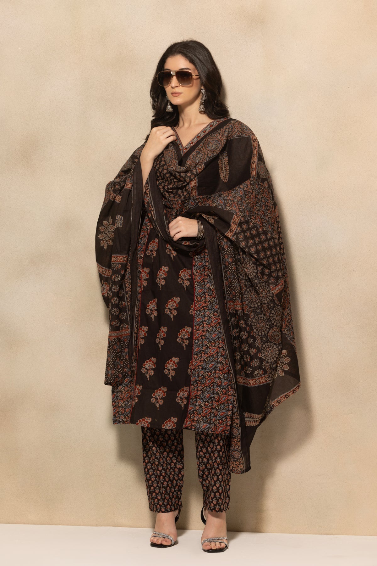 Black Floral Printed Kurta 3 Pcs Set